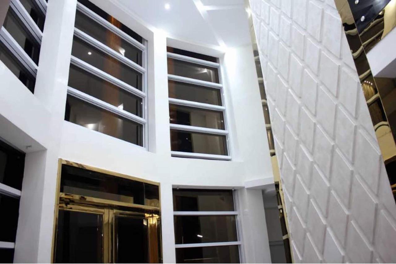 Joshesther Olive Hotel Ikeja Bagian luar foto